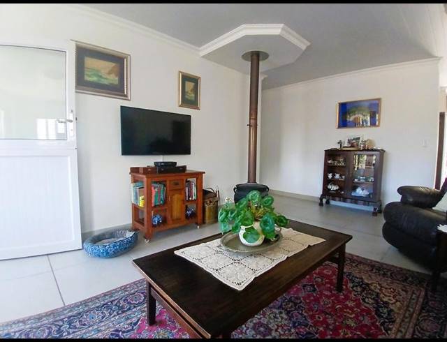 3 BEDROOM HOUSE FOR SALE IN STILBAAI-WES